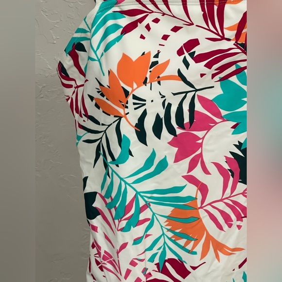 NWT: EDDIE BAUER Eddie Women's UPF 50 Sun Protection Core One Piece Swimsuit XL - Picture 3 of 7